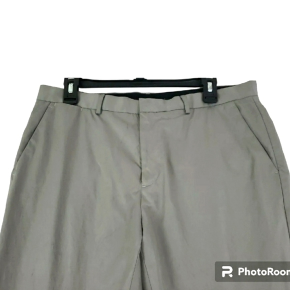 Calvin Klein~Men’s Size 34×30~Gray Slim Fit Chino Pants. - Picture 4 of 8